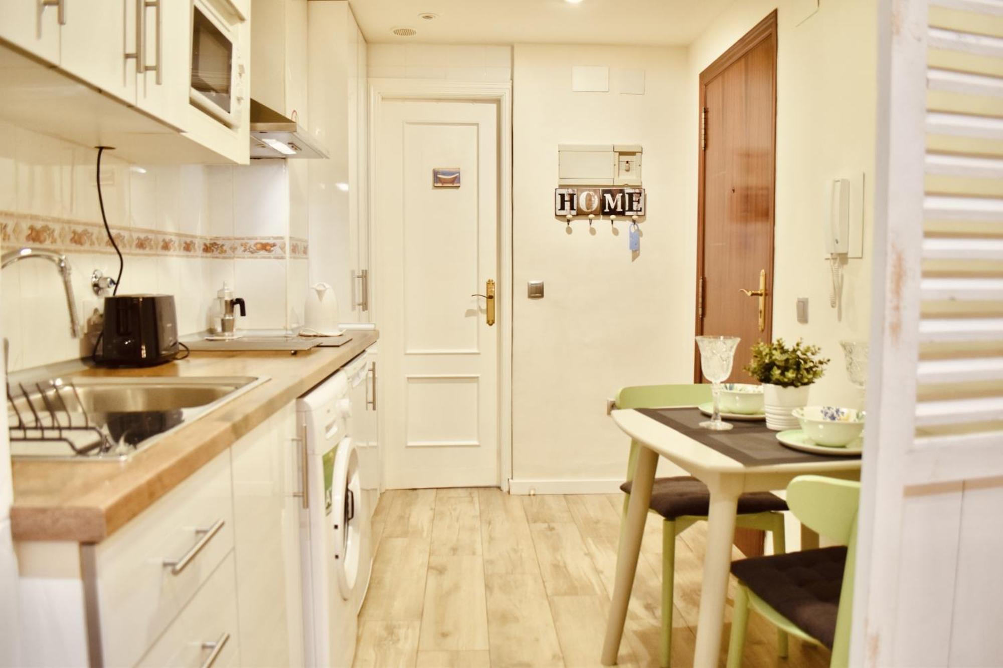 Estudio Con Encanto En El Casco Antiguo De * Valence